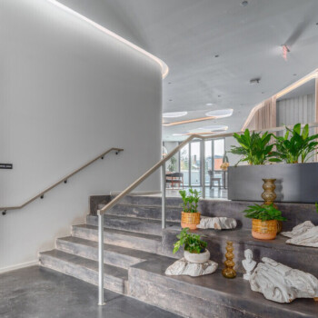 Case Study: <a href="https://llialighting.com/driftwood-tremont-lobby/">Click Here</a>